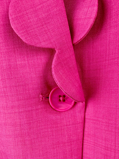 Powerfully Polished-Scallop Detail Single-Button Blazer