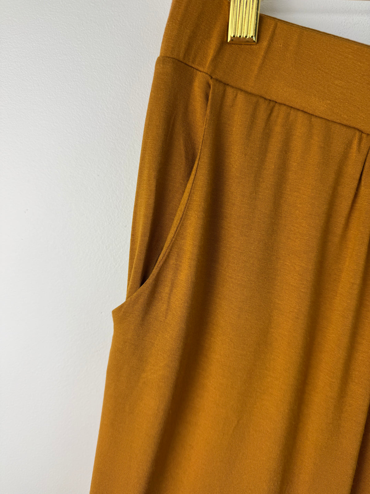 Easy Days — Camel Rayon Jersey Cropped Jogger Pants