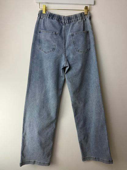 Floral Embroidered Jeans