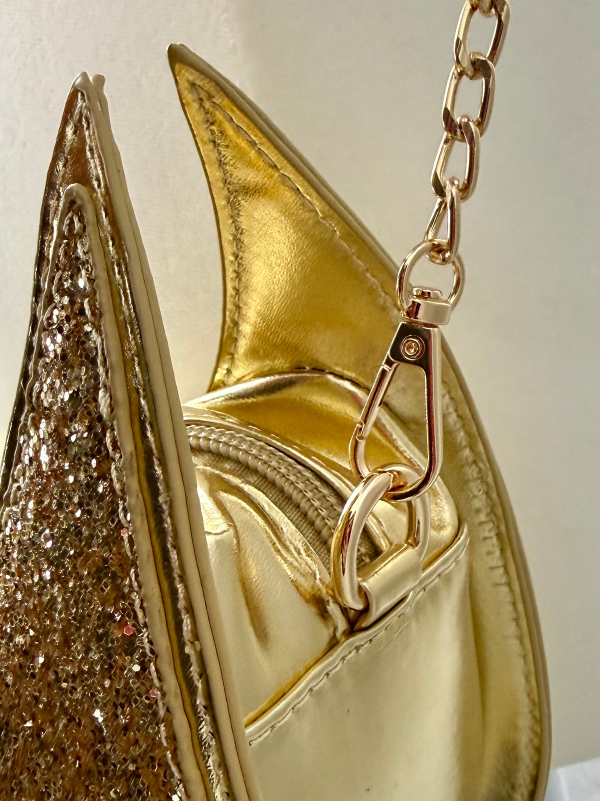Jurassic Glam — Gold Glitter T-Rex Dinosaur Clutch with Chain Strap