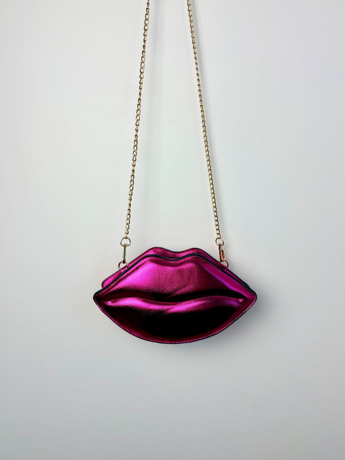 Kiss Me Fashion Clutch — Hot Pink Metallic Lips Novelty Purse